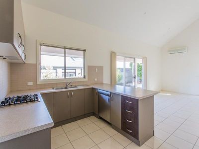 93 YARRALUMLA DR, Wodonga