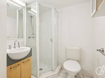 9 / 81 Guthrie Street, Paddington