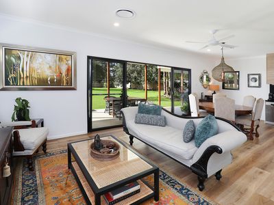 11 Hamilton Close, Mooloolah Valley