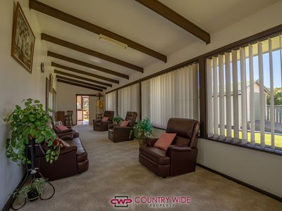 72 Forbes Street, Deepwater