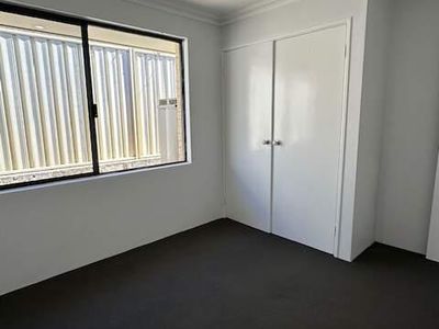 57 Archimedes Cres, Tapping