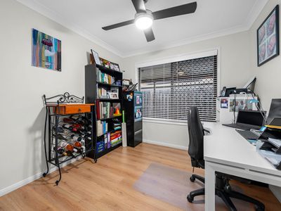 35 Ross Place, Wakerley