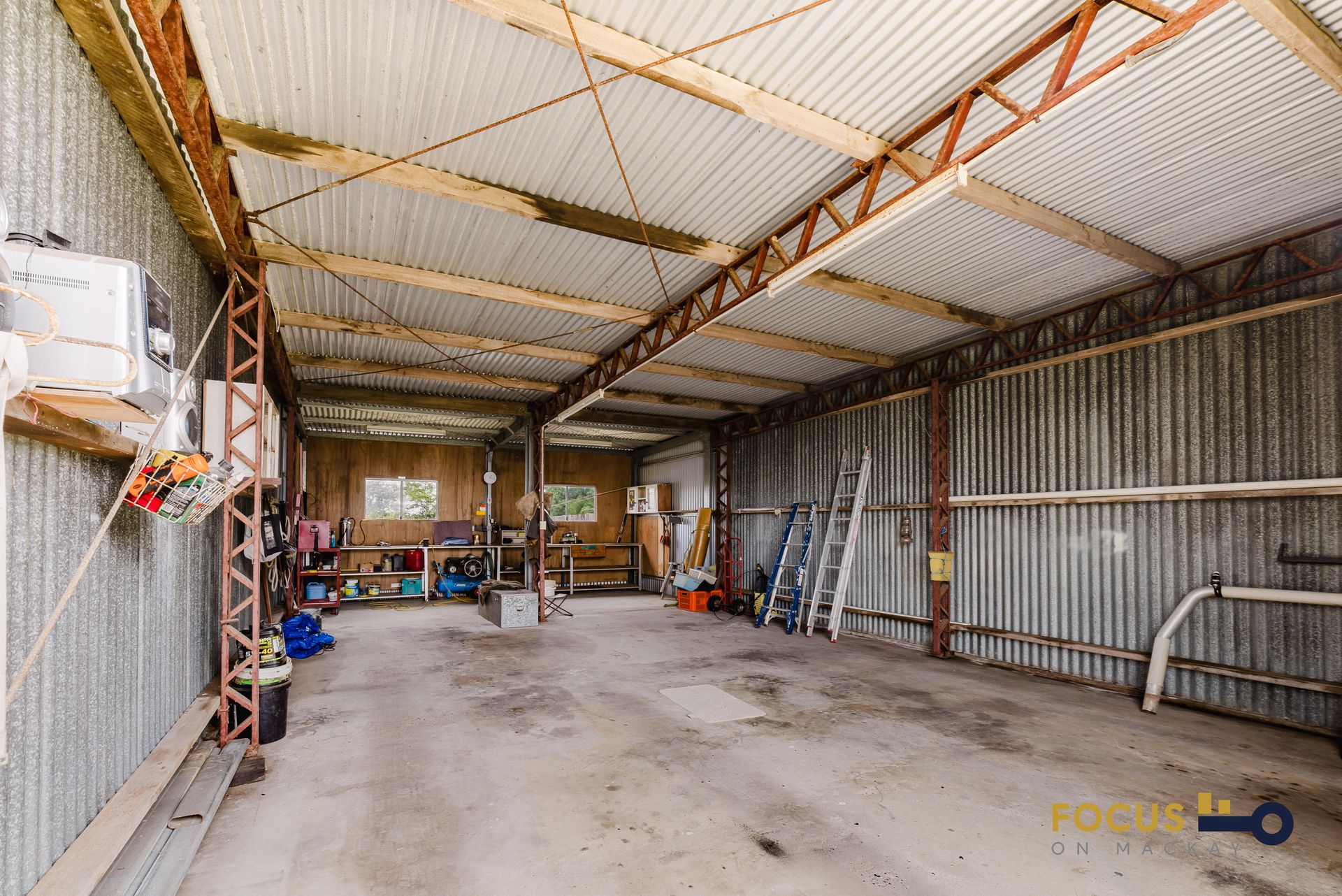 83 Gibsons Road, Racecourse