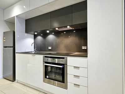 2618 / 555 Swanston Street, Carlton