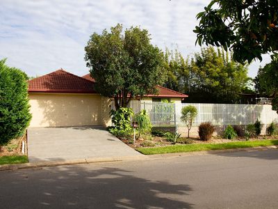 10 Lindsay St, Hemmant