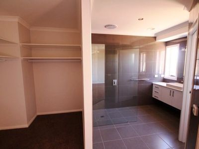 28 Arlington Park Avenue, Wangaratta