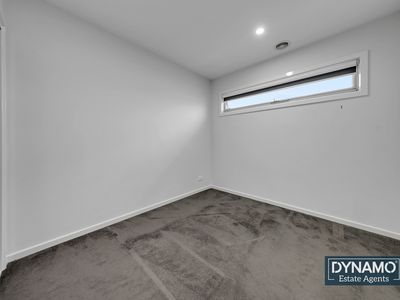 2 / 6 Dunn street, Broadmeadows
