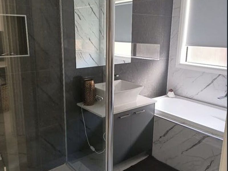 15 Emblem Street, Tarneit