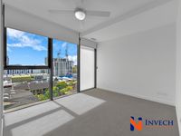 910 / 10 Trinity Street, Fortitude Valley