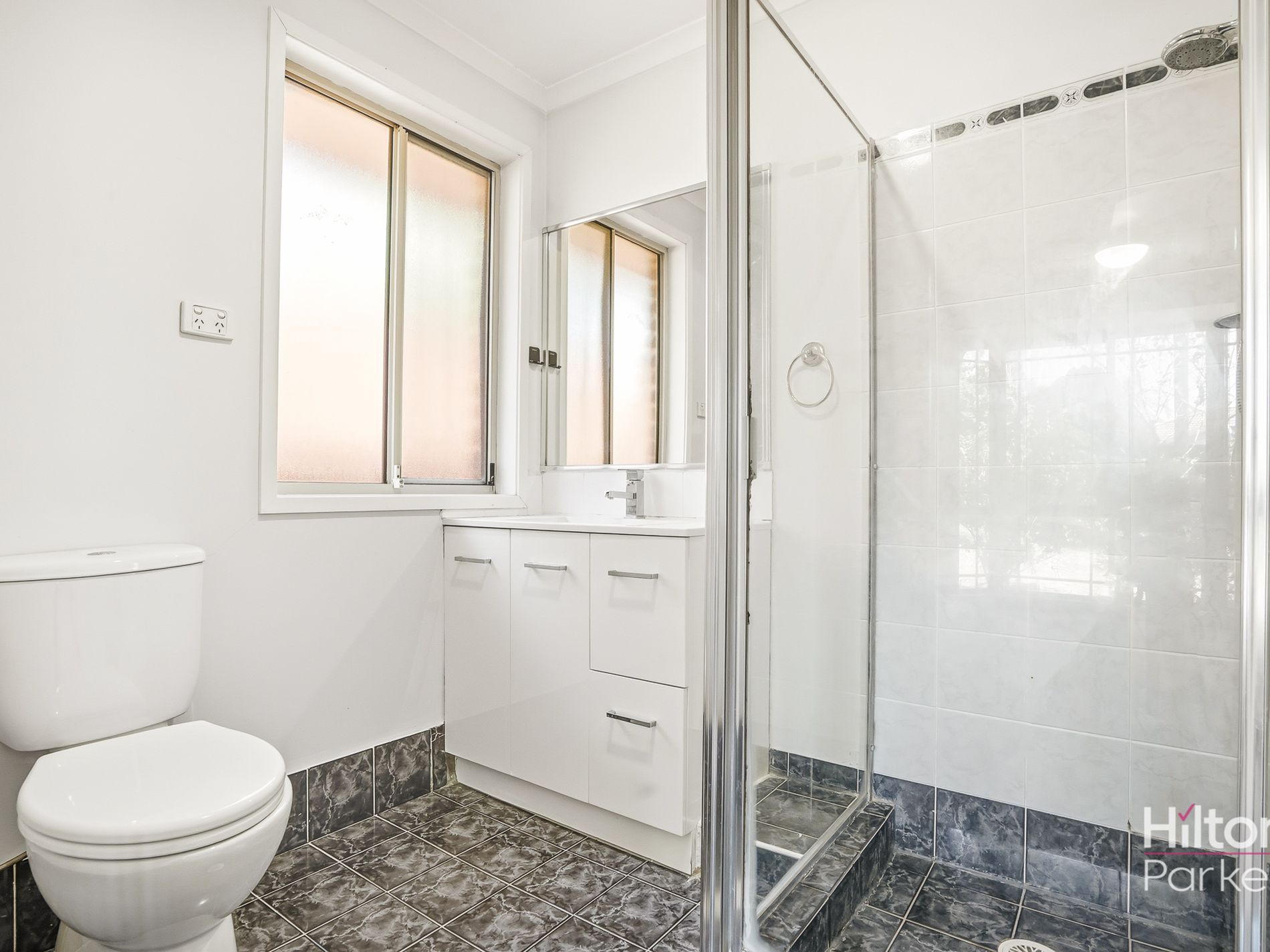 9 Osmond Court, Hassall Grove