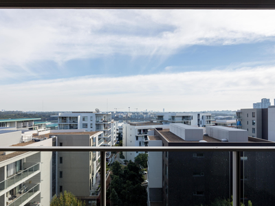 502 / 78 Rider Boulevard, Rhodes