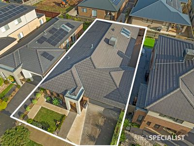 16 Albion Crescent, Mickleham