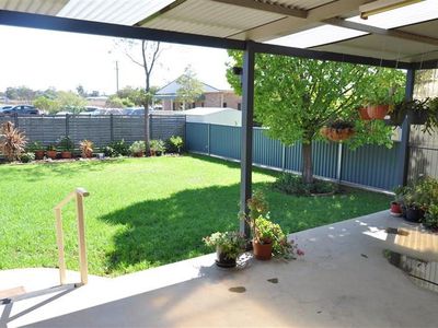 6 McMillan Place, Forbes