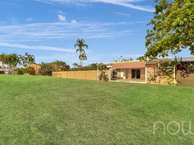 10 / 10 Grassland Crescent, Leanyer