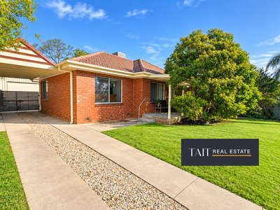 15 Orkney Street, Wangaratta