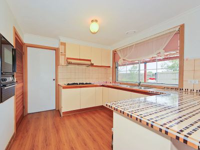 6 Bemboka Court, Werribee