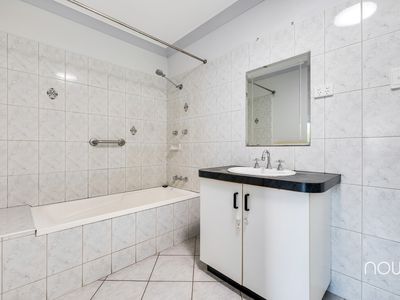 5 / 26 Flametree Circuit, Rosebery