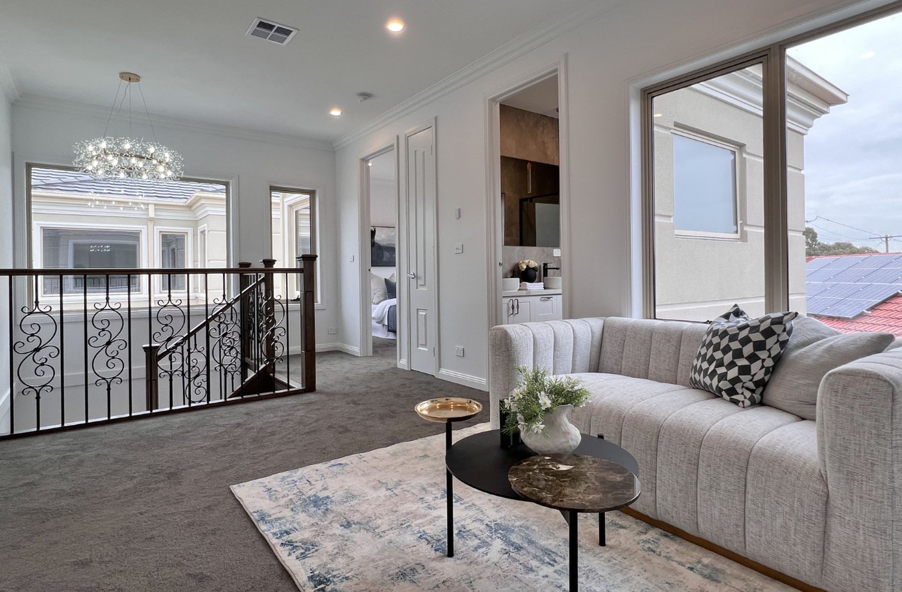 3 / 5 Barry Road, Burwood East