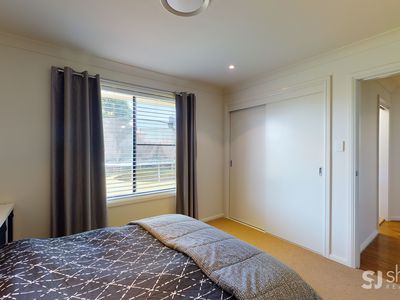 8 Manning Place, Dubbo