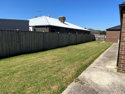 3 Peisley Crescent, Cranbourne East