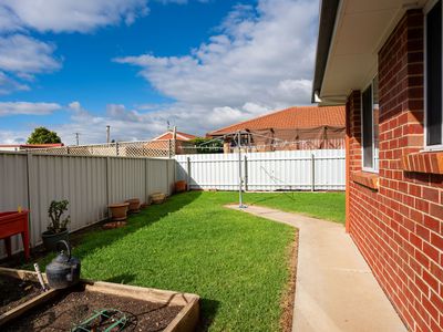 2 / 20 TEMPLETON PLACE , Wodonga