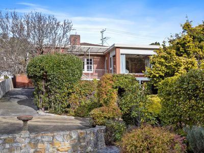 97 Cascade Road, South Hobart