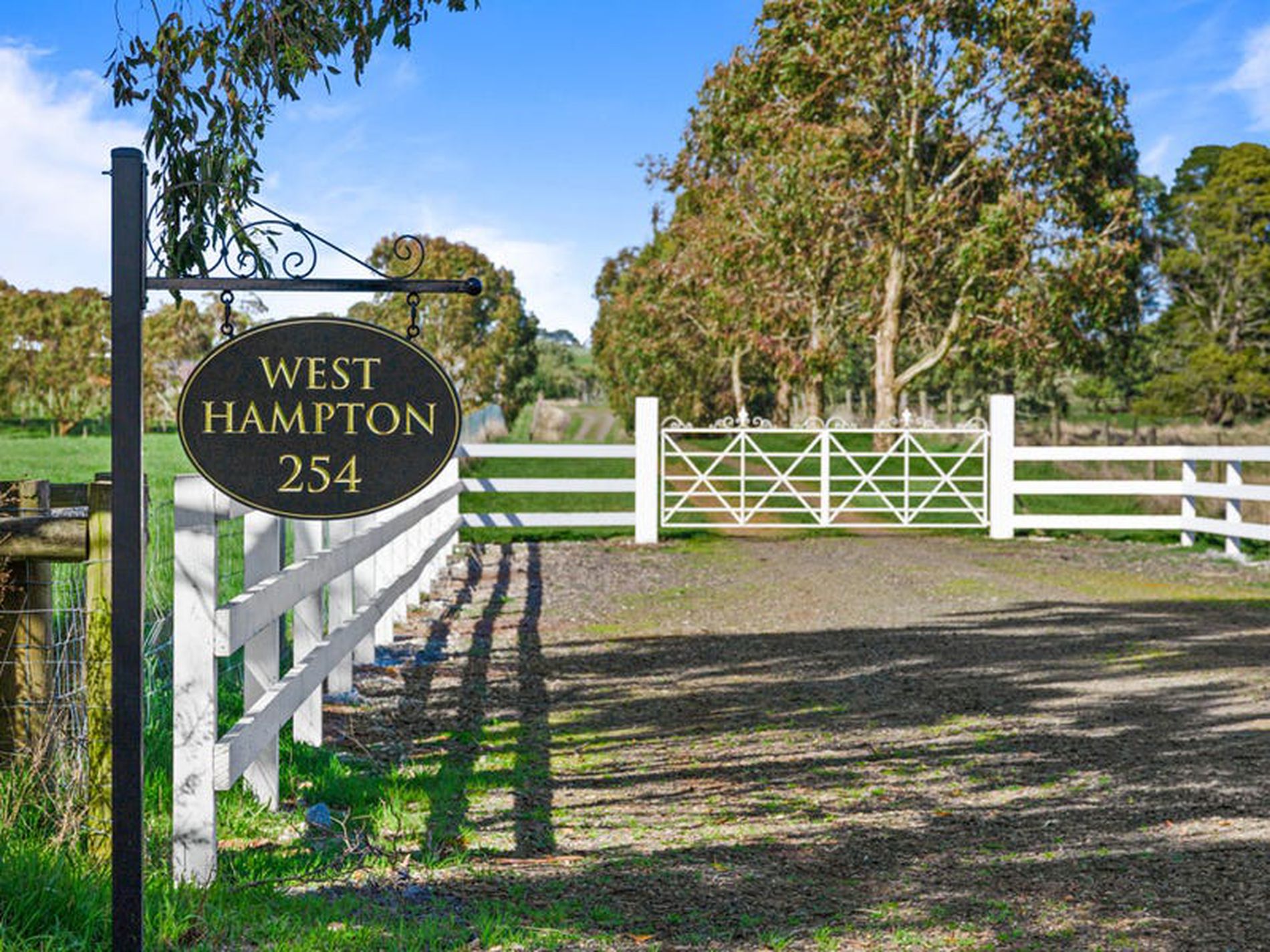 254 Newtons Lane, Trentham