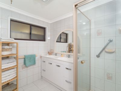 116-128 Karen Court, Tamborine