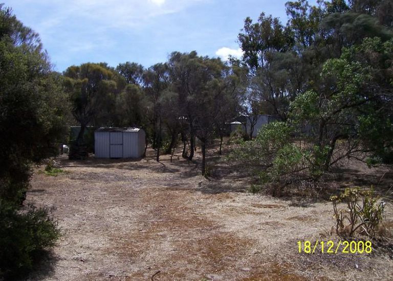 10 Myrtle Court, The Pines