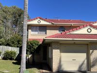 25 / 9 Lawrence Close, Robertson
