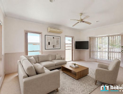 A Rare Opportunity on a North-Facing 880m² Block image 5