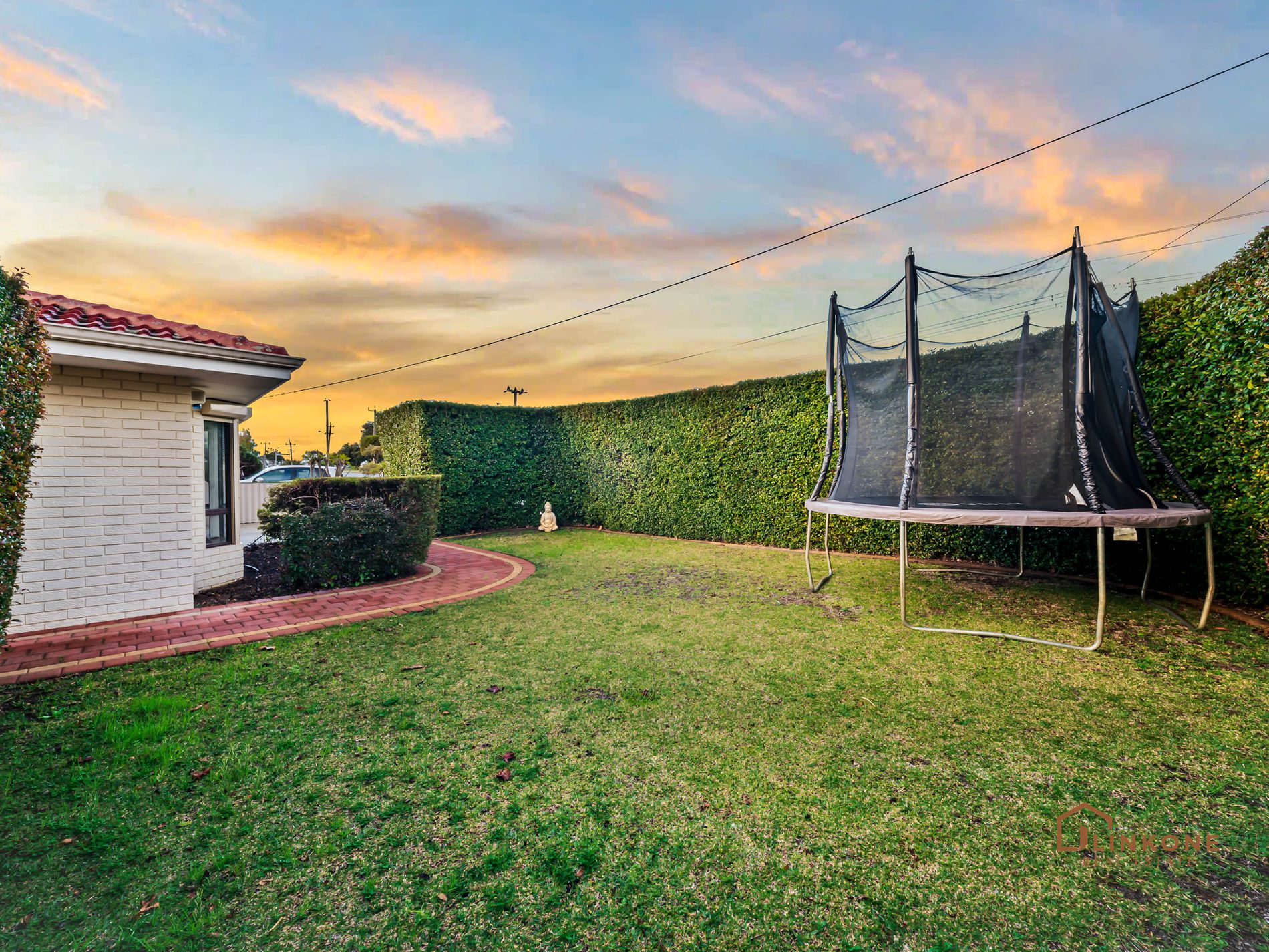 87 Penzance Street, Bassendean