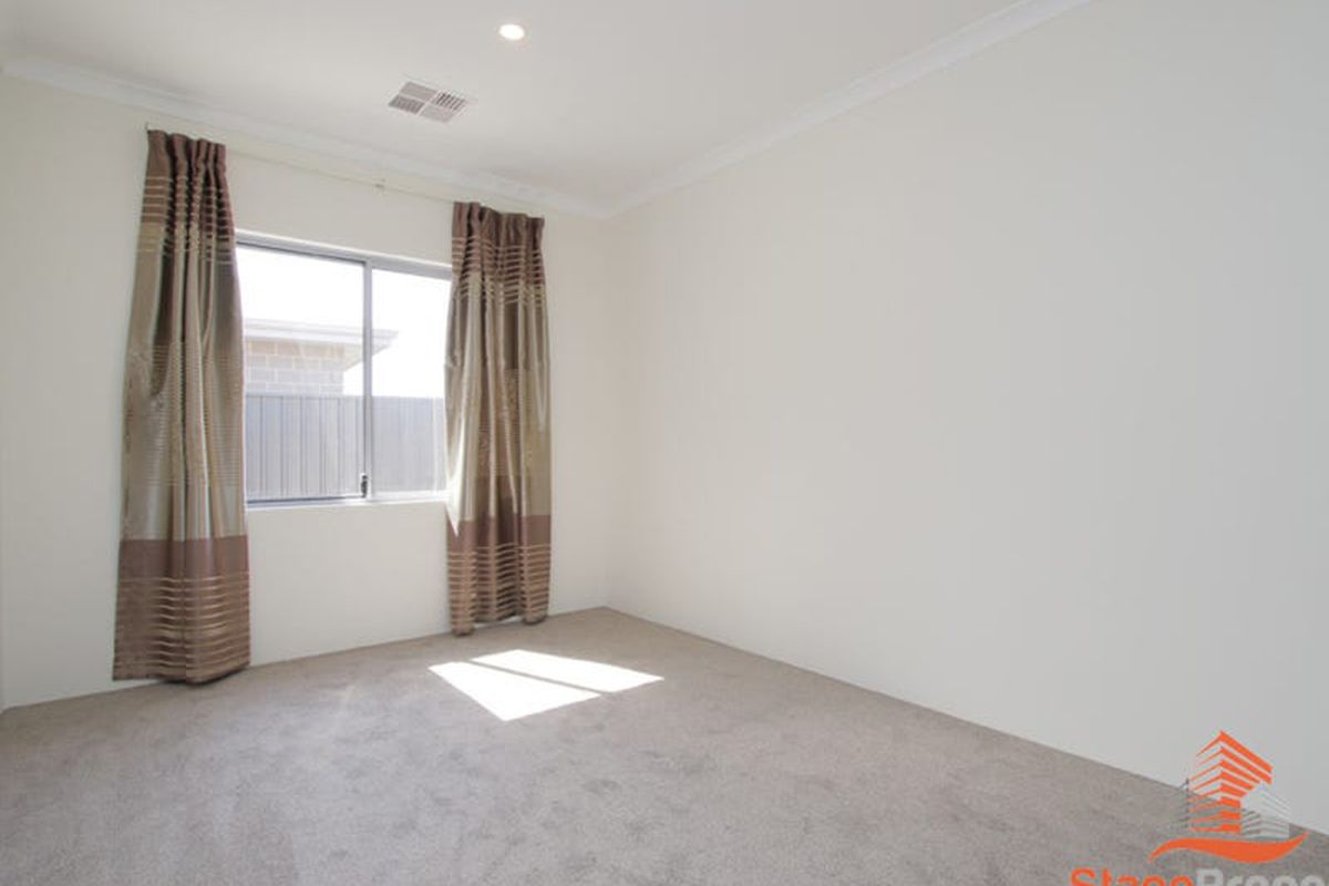 20 Greywacke Entrance, Piara Waters