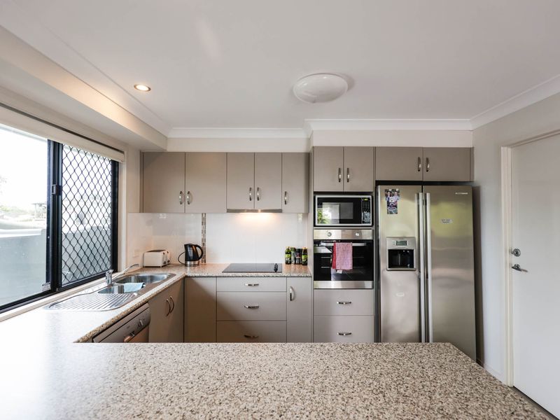 2 / 27 Lawson Drive, Moranbah