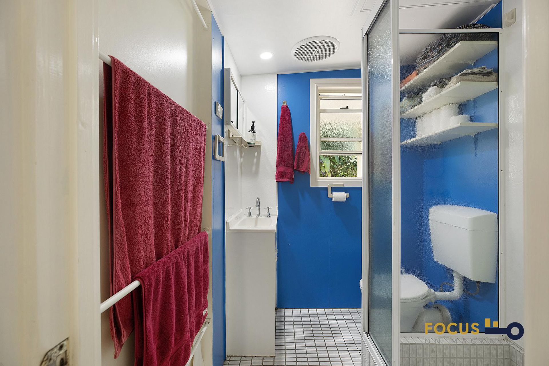 9 Ward Esplanade, Ball Bay
