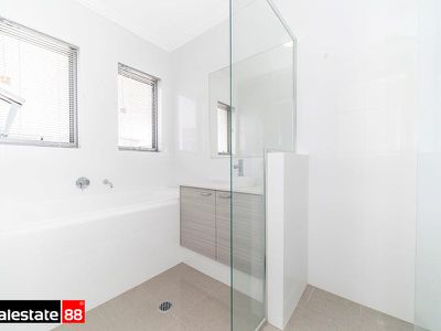 15 Fluorite Way, Carine