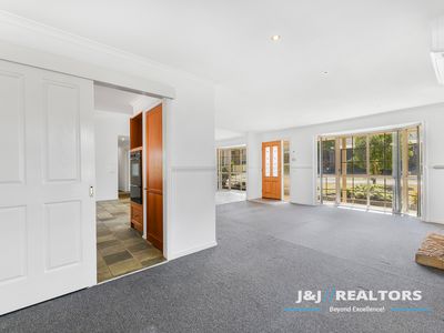 6 Teal Court, Narre Warren South