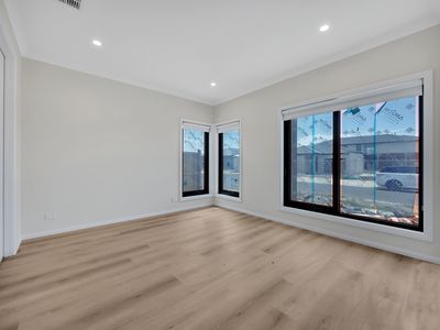 69 Bluebottle Parade, Rockbank