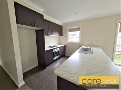 5 / 22 Immy Parade, Narre Warren