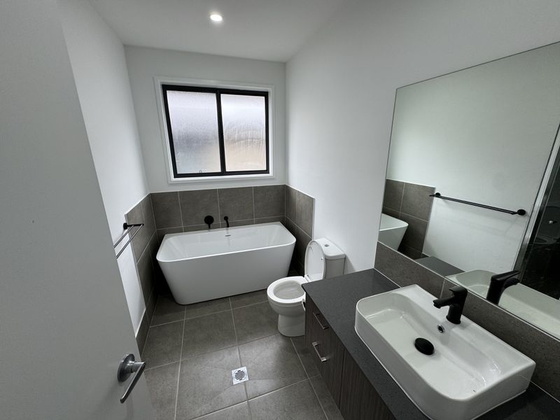 7 Battam Road, Gregory Hills