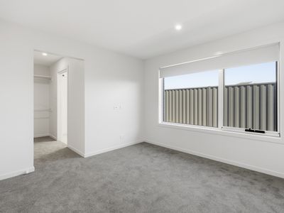 2 Gumnut Court, George Town