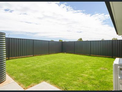 30b Violet Circuit, Dubbo