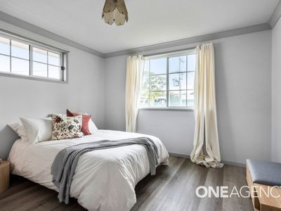 16 Thistleton Drive, Burrill Lake