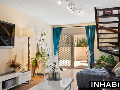 2 / 4 Lawrence Street, Como