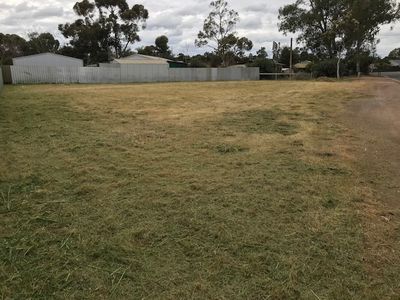 2 Myrtle Avenue, Murray Bridge