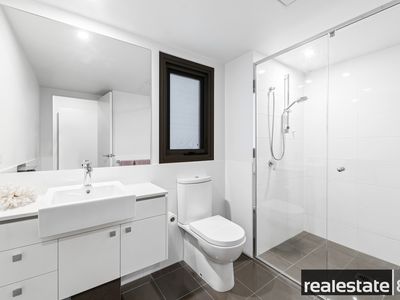 60 / 172 Railway Parade, West Leederville