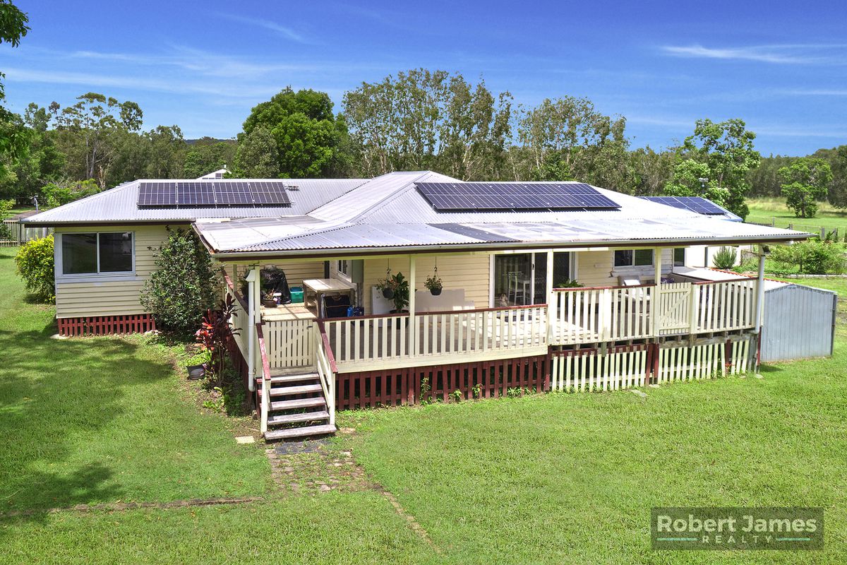 69 Green Gate Road, Cooroibah