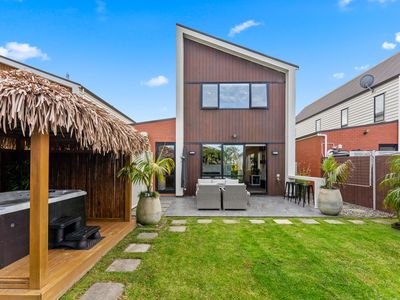 6 Kanuka Road, Hobsonville