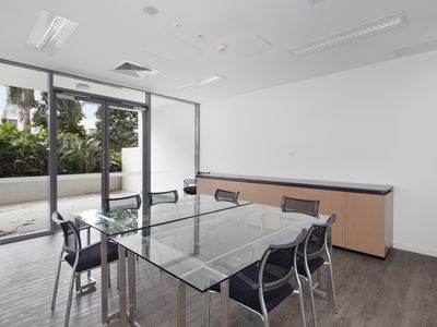 2055 / 16 Hamilton Place, Bowen Hills