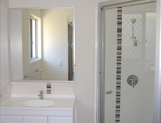 Delightful home in Noosaville image 5